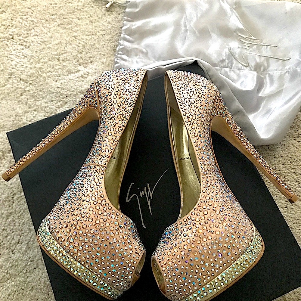 Giuseppe Zanotti Crystal Peep Toe Pumps 37.5 = 7.5